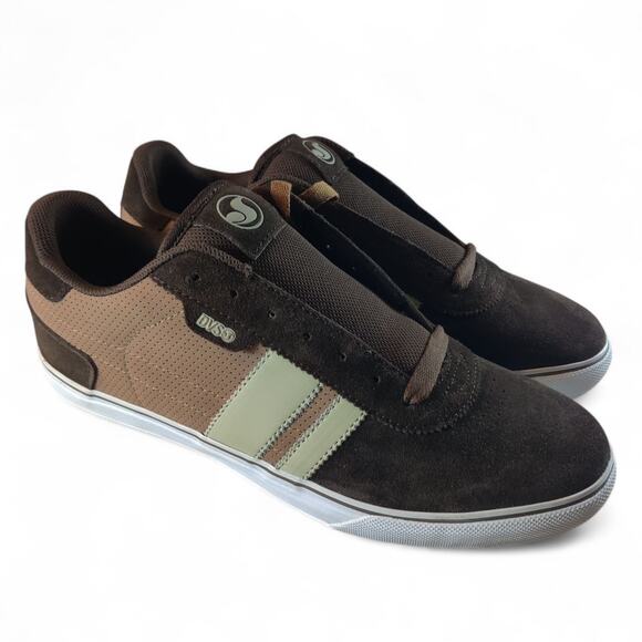 DVS Skateboard Shoes Mens 12 Suede Leather Y2K Milan 2 CT Brand New - Picture 1 of 8